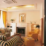 Lungomare - Charming 4* Riccione