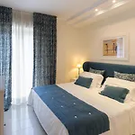 Lungomare - Charming Aparthotel 4*