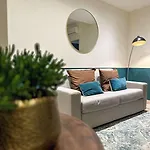 Aparthotel Lungomare - Charming 4*