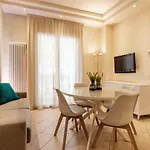 Lungomare - Charming Aparthotel
