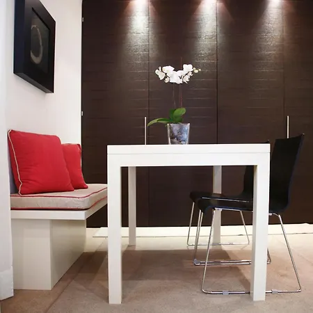 Apartmanhotel Lungomare - Charming 4*