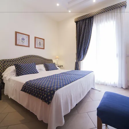 Apartmanhotel Lungomare - Charming