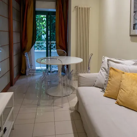 Lungomare - Charming 4*