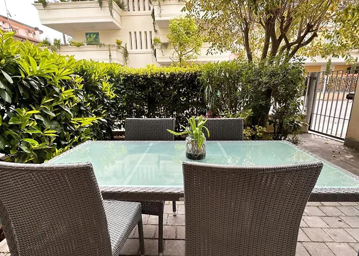 Lungomare - Charming 4*