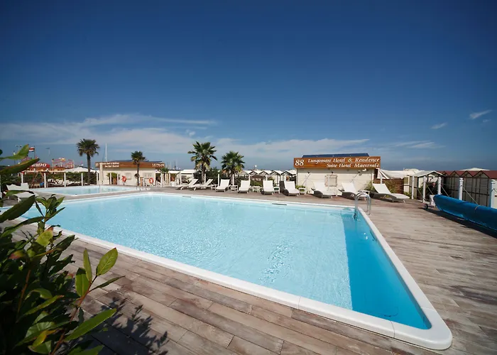 Lungomare - Charming 4* Riccione