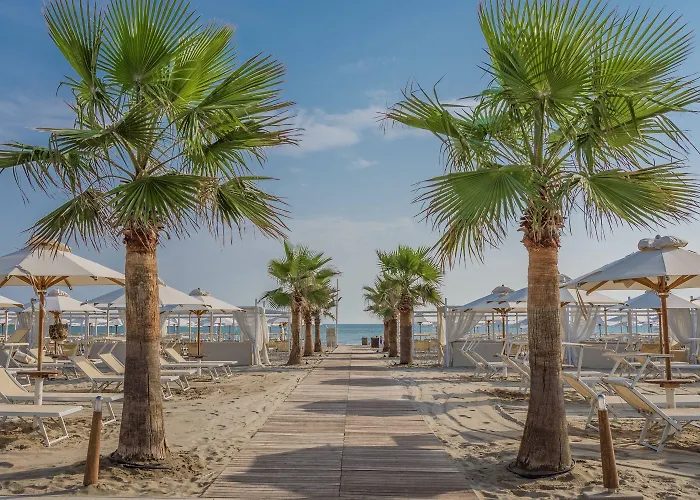 Lungomare - Charming 4*