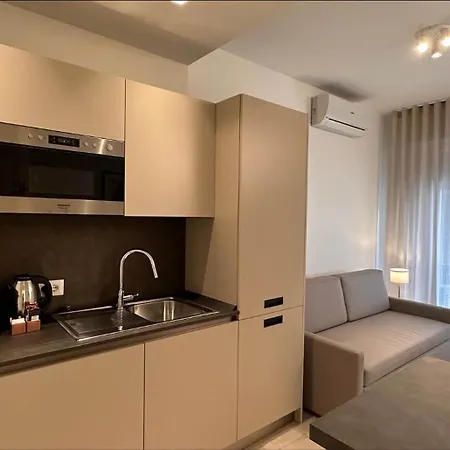 Lungomare - Charming Appart hôtel 4*