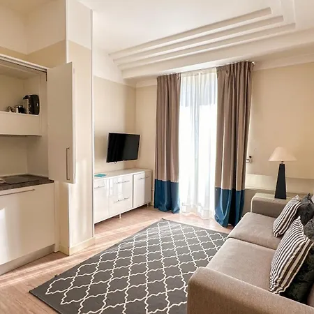 Lungomare - Charming Appart hôtel Riccione