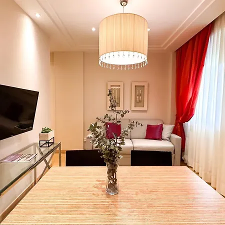 Lejlighedshotel Lungomare - Charming 4*