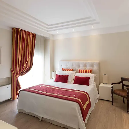 Aparthotel Lungomare - Charming 4*