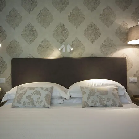 Lungomare - Charming Aparthotel 4*