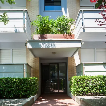 Lungomare - Charming Aparthotel Riccione