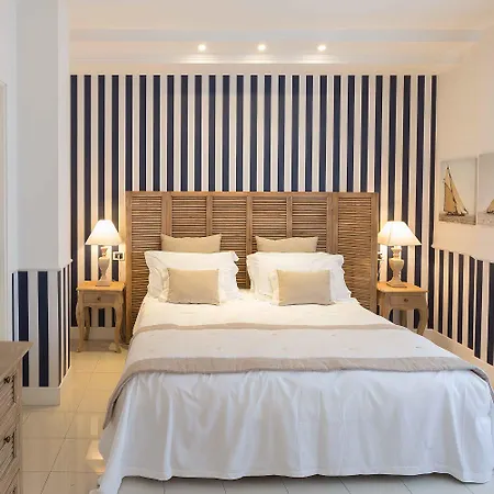 Lejlighedshotel Lungomare - Charming 4*