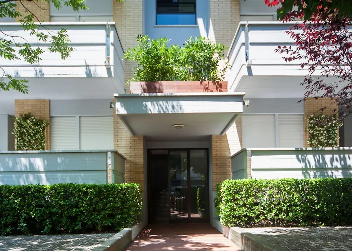 Lungomare - Charming Aparthotel Riccione