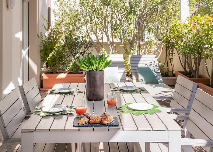 Aparthotel Lungomare - Charming