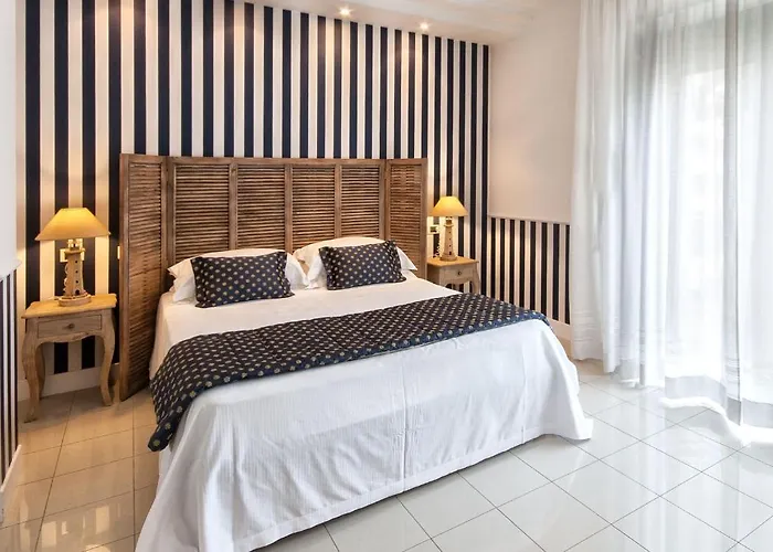 מלון דירות Lungomare - Charming