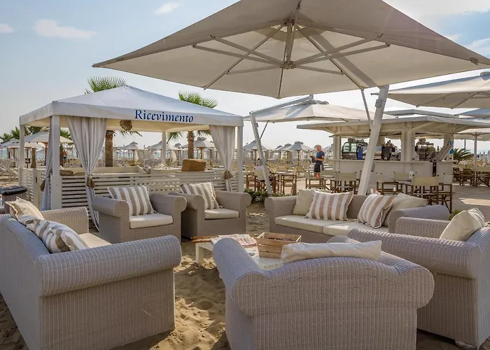 Lungomare - Charming 4*