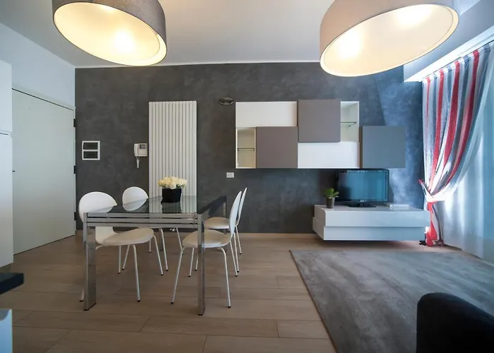 Lungomare - Charming 4*